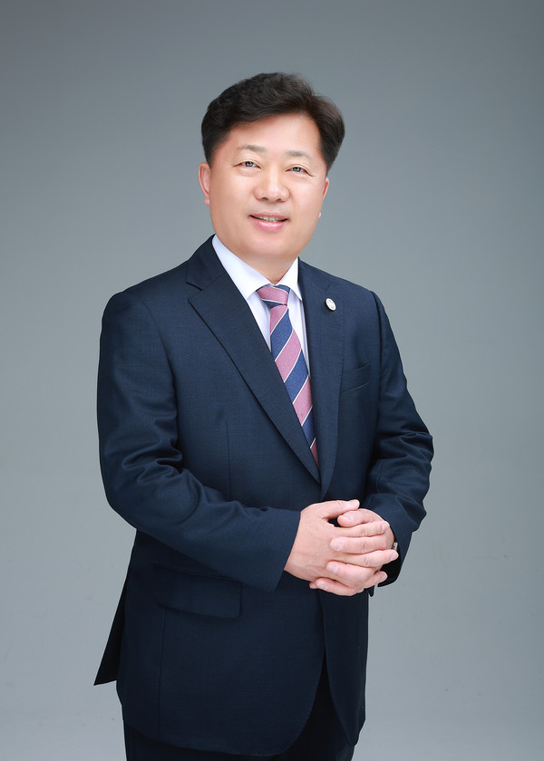 이운영 (주)씨엔씨 어페럴 대표이사