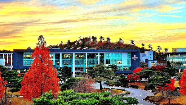 국립군산대 대학원, 사회 수요 반영한 5개 학과 신설 추진